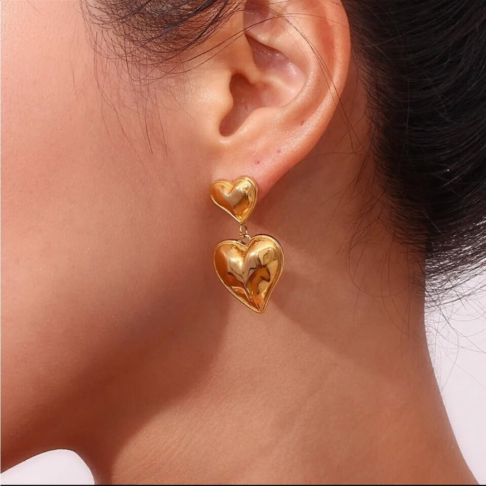 18k Gold plated heart drop earrings Aureum Marie style